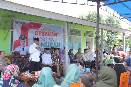 Pj Wako Tinjau Langsung Gerakan Pangan Murah