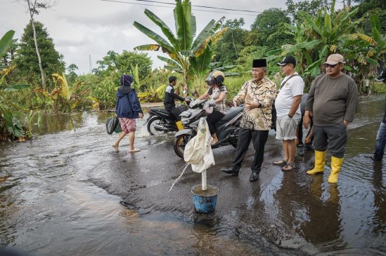 Bahayakan Pengemudi, Jalan Putus di Sekayu-Teladan Segera Diperbaiki