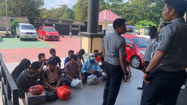 Rudenim Pekanbaru Terima 13 Pengungsi Rohingya
