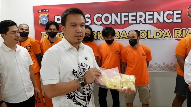 Polisi Ringkus Enam Pengedar 7 Kg Sabu dan Ribuan Pil Ekstasi