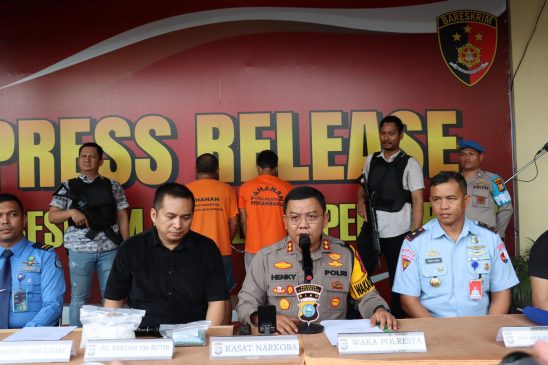Petugas Gagalkan Peredaran Narkoba di Bandara Pekanbaru, Dua Pelaku Ditangkap Polisi