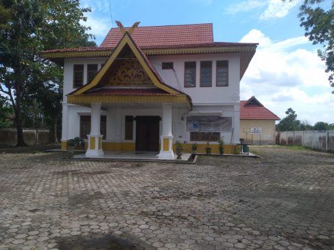 Kantor Tutup, Lurah Palas Sebut Buat Laporan Pemilu