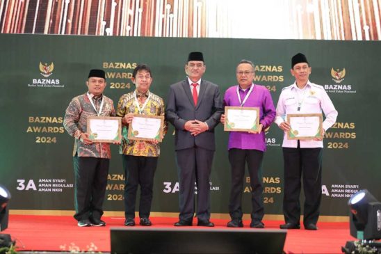 Pengumpulan Zakat Terbaik di Indonesia, Baznas Rohil Terima Award
