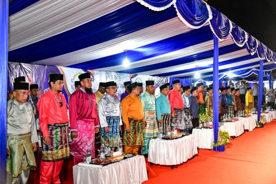 Hadiri Pengukuhan Majelis Hakim, Bupati Harapkan Kafilah Bengkalis Tampil dan Peroleh Nilai Terbaik