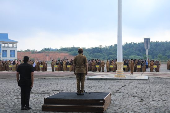 Pimpin Apel Pertama Masuk Kerja, Muflihun Ingatkan Sinergi Kepala OPD