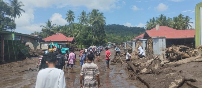 Banjir Bandang Terjang Sumbar, Puluhan Korban Ditemukan Tidak Bernyawa