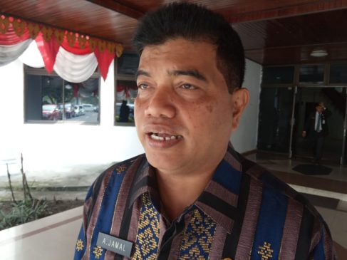 SDN 83 Pekanbaru Mulai Diperbaiki Pasca Terbakar