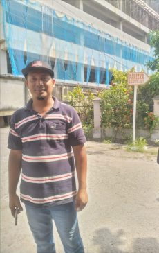 Jalan dan Rumah Warga Retak, RS Awal Bross Dipertanyakan