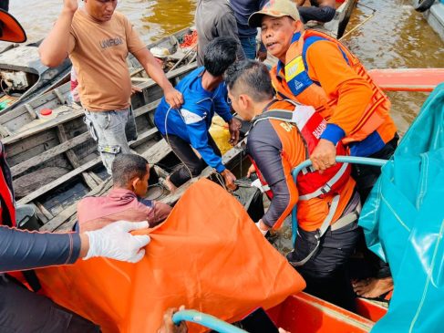 Ditemukan Meninggal Dunia, ABK Hilang Terjatuh di Sungai Kuala Anak Mandah Inhil