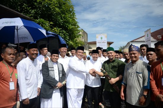 Pj Gubri Saksikan Penyembelihan Hewan Kurban Bantuan Presiden