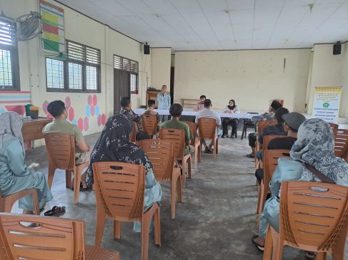 Dosen FH Unilak Berikan Penyuluhan Hukum di Desa Empat Balai, Materinya Terkait Eksekusi Jaminan Kendaraan Bermotor