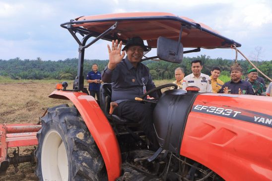 Sekdako Pekanbaru Tinjau TPST