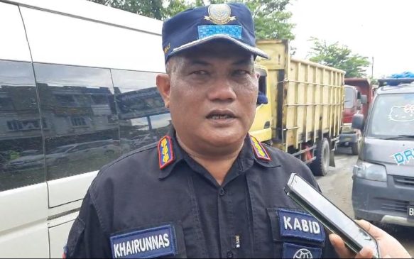 Resahkan Warga, Tindak Travel Plat Hitam di Kota Pekanbaru