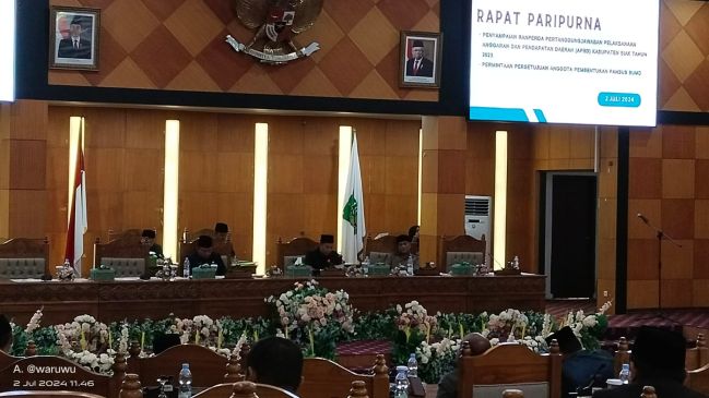 Indra Gunawan Pimpin Rapat Paripurna Penyampaian Ranperda APBD Kabupaten Siak Tahun 2023