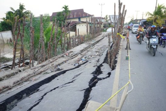 Atasi Jalan Amblas, BPJN Riau Siap Datangkan Jembatan Bailey