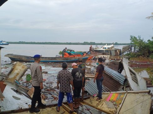 Pj Gubri Dijadwalkan Besok Berikan Bantuan Longsor Inhil