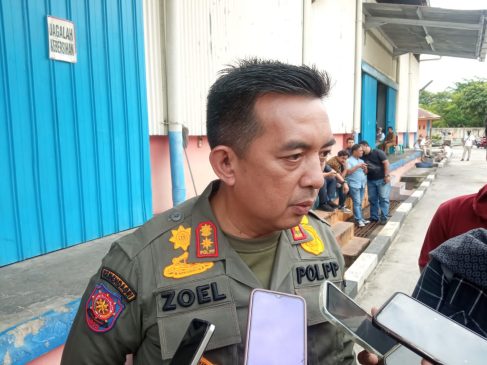 Calon Kepala Daerah Dilarang Pasang Spanduk Sembarangan