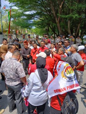 PPDB Dinilai Kurang Transparan, AMI Gelar Demo di DPRD Riau