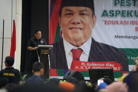 Pj Gubri Hadiri Pesta Kuliner Sehat
