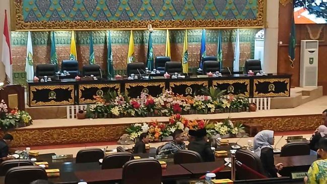 Belum Ada Beda dengan yang Lama, Paripurna Perdana DPRD Riau Tetap Molor