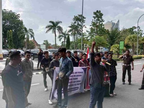 Mahasiswa GMPR Adukan Dugaan Korupsi di Kampar