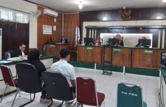 Plt Kadis Perkimtan-LH Meranti Dituntut 7 Tahun Penjara