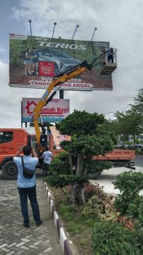 Reklame Habis Izinnya Ditertibkan