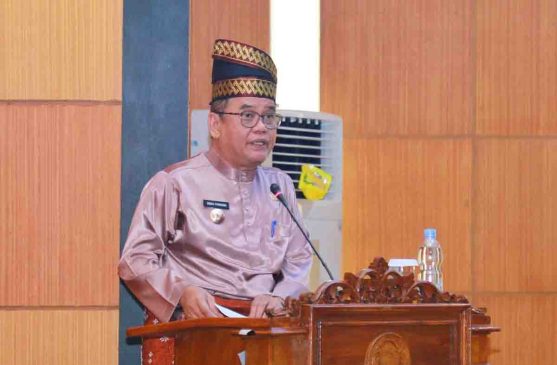 Pjs Bupati Siak Apresiasi DPRD Laporan Banggar Terkait RAPBD-P