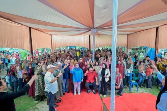 Masyarakat Ramaikan Kampanye KBS di Bathin Solapan, Minta Swafoto dan Peluk