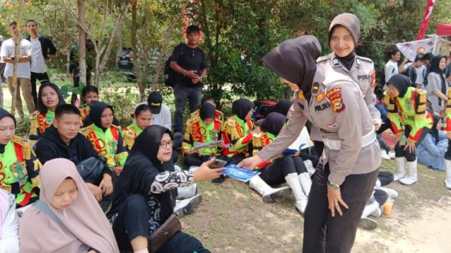 Polda Riau Edukasi Pengunjung Wisata Alam Mayang