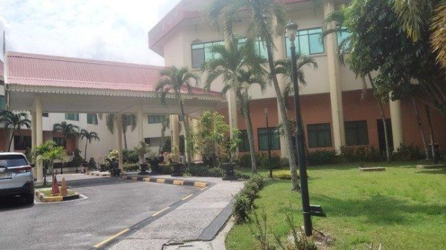 Efek Kampanye Pilkada, Gedung DPRD Riau Sepi