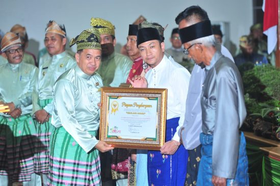 Dipimpin DR. H. Ferryandi, DPRD Inhil Gelar Paripurna Milad Inhil ke 59