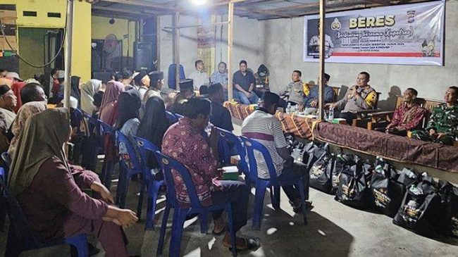 Kapolres Dumai Gelar Kegiatan “Beres” Bersama Warga Tanjung Palas