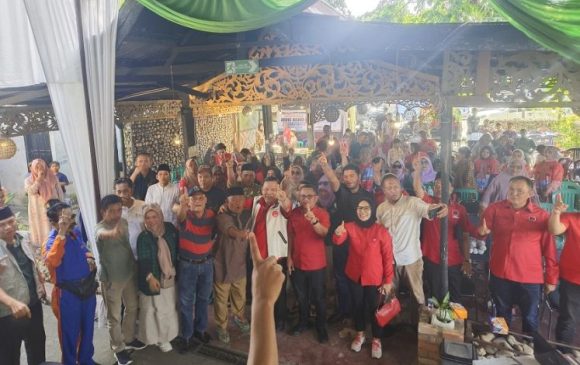 Masyarakat Salo-Sipungguk Kampar Dukung SF Hariyanto