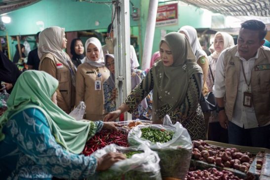 Harga Cabai Merah Naik Turun