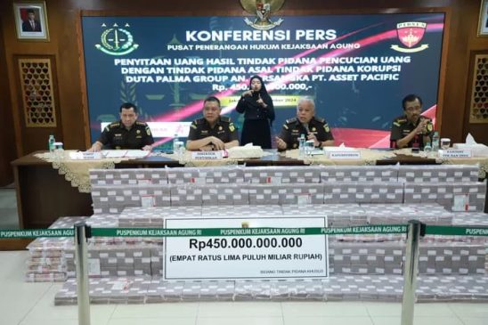 Kejagung Sita Uang Rp 450 Miliar di Kasus Korupsi Kebun Sawit Dalam Kawasan Hutan di Provinsi Riau