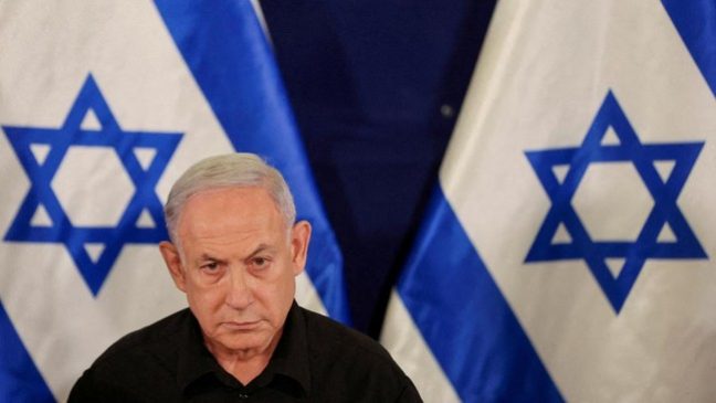 Israel Dihujani 200 Rudal, Netanyahu Marah