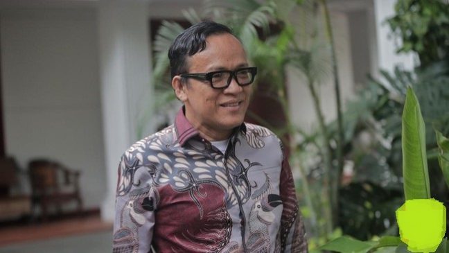 Pastikan Tak Ada PHK, Wamenaker Kunjungi Sritex