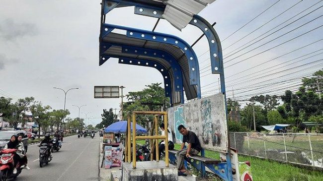 Halte Trans Metro Pekanbaru Dipreteli Pencuri Besi