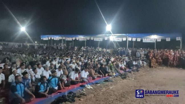 UAS Hadiri Kampanye Akbar Paslon Gubri dan Paslon Bupati di Rohil