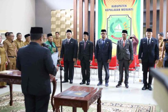Pjs Bupati Lantik 5 Pejabat Pemkab Meranti
