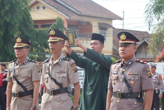 Kapolres Muba Pimpin Upacara Sertijab Kabagren dan Kapolsek Sanga