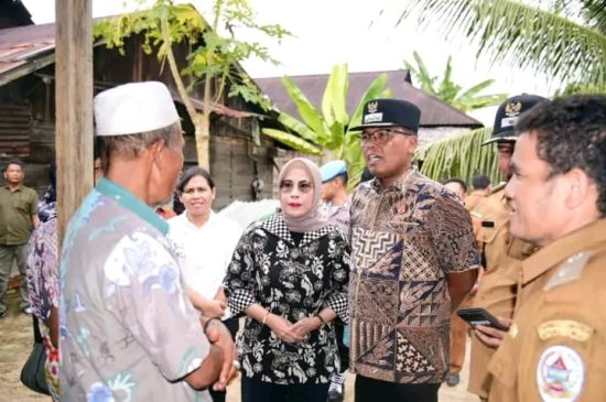 Pj Bupati Tapanuli Tengah Tinjau Rumah Program Tapteng Membara