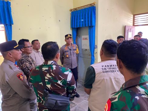 Pastikan Kotak Suara Aman, Kapolres Tapteng Patroli di Kantor PPK