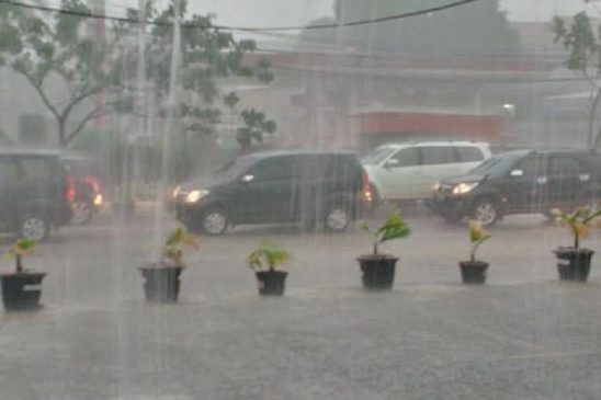 Hari Ini, BMKG Ingatkan Potensi Hujan Lebat di Riau