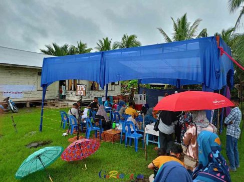 Hari Pencoblosan Pilkada 2024 di Kepulauan Meranti Diguyur Hujan