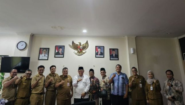 Anggota DPD RI Datangi BKD Riau, Ada Apa?
