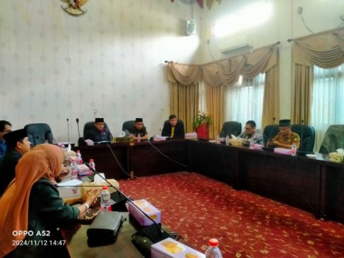 DPRD Rokan Hulu “Meradang” Camat Kompak Mangkir RDP