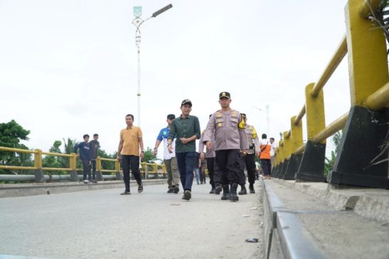 Imbas Curah Hujan Tinggi, Jembatan Sungai Rokan Penghubung Riau-Sumut Rusak