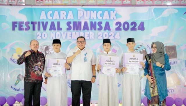 Kadisdik Riau Apresiasi Festival SMA Negeri 1 Pekanbaru